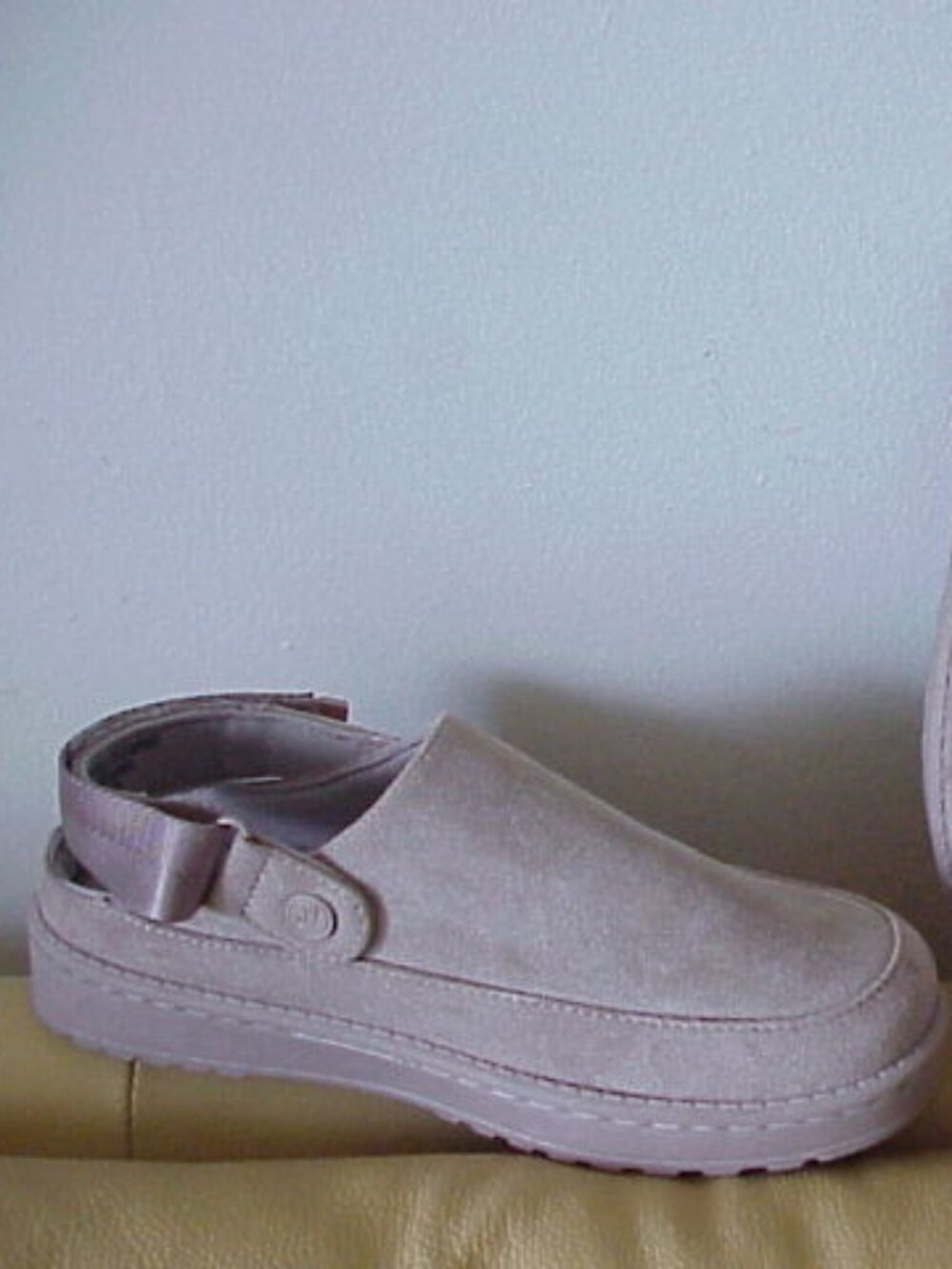 White Mountain Icebound Slingback Clog Shoe Cozy Slippers 8 Faux Suede Worn Once
